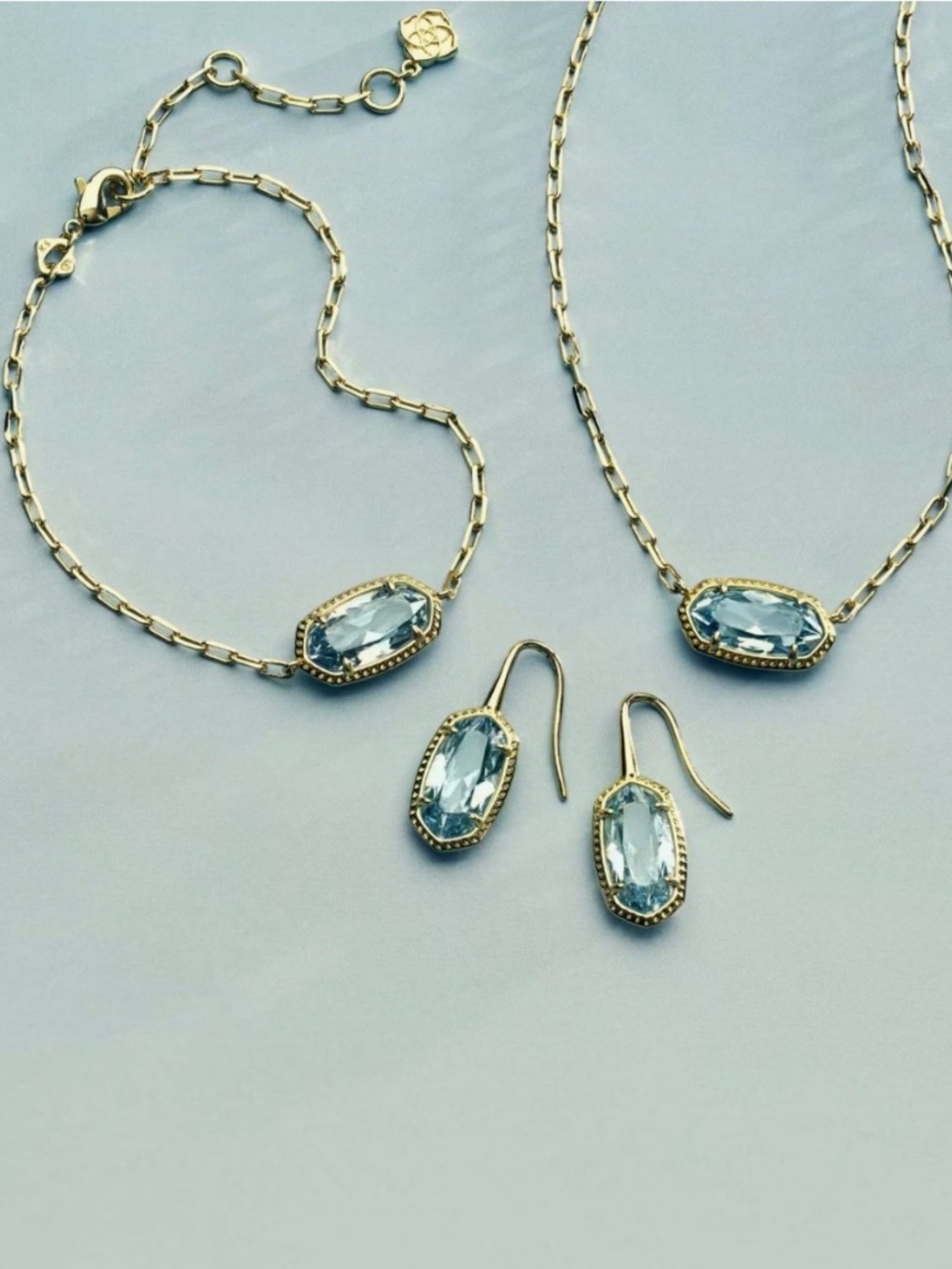Kendra Scott Elisa Luxe Gold Short Pendant Necklace in Light Blue CZ - Picture 5 of 6